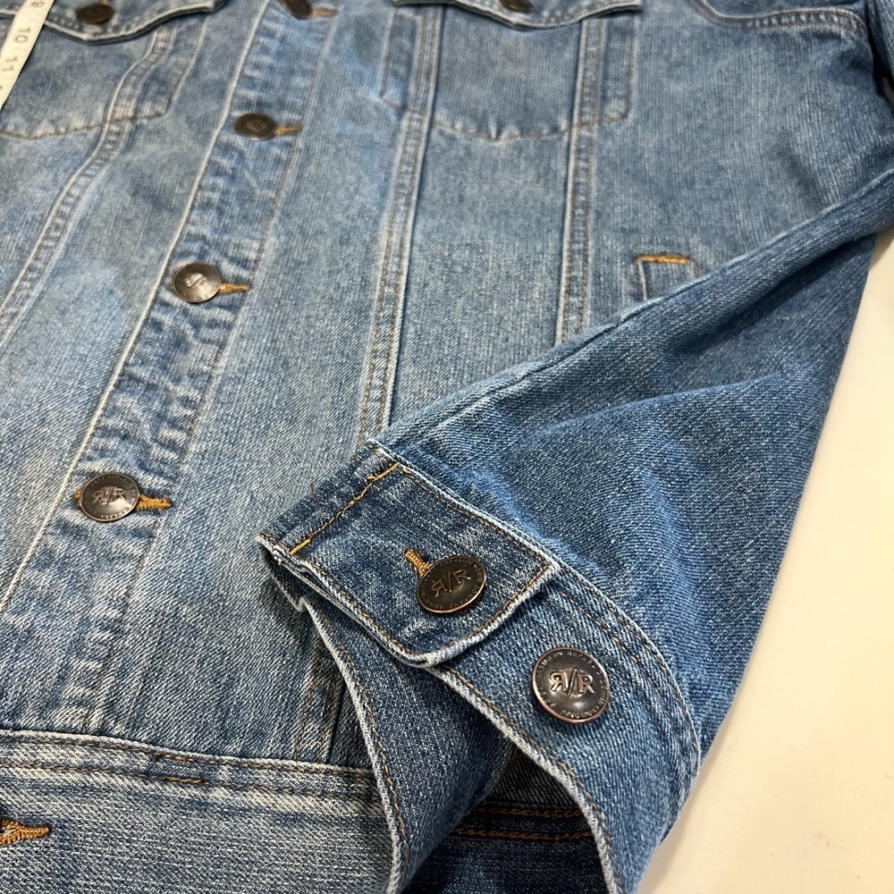 Blue Denim Jacket with Cream Sherpa Collar - Picture 3 of 11